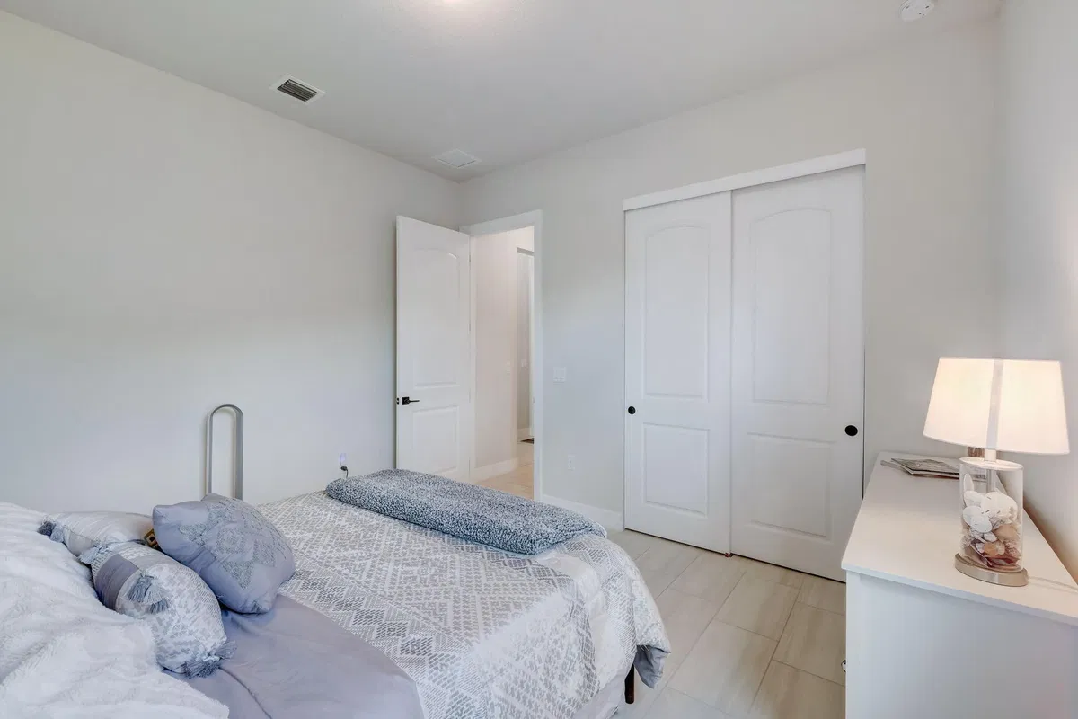  Residence photo 34