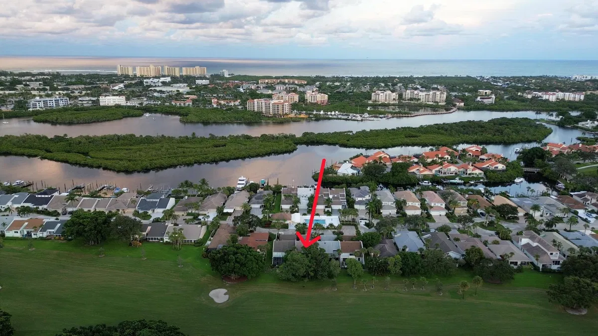 Jonathan's Landing Jupiter FL Residence