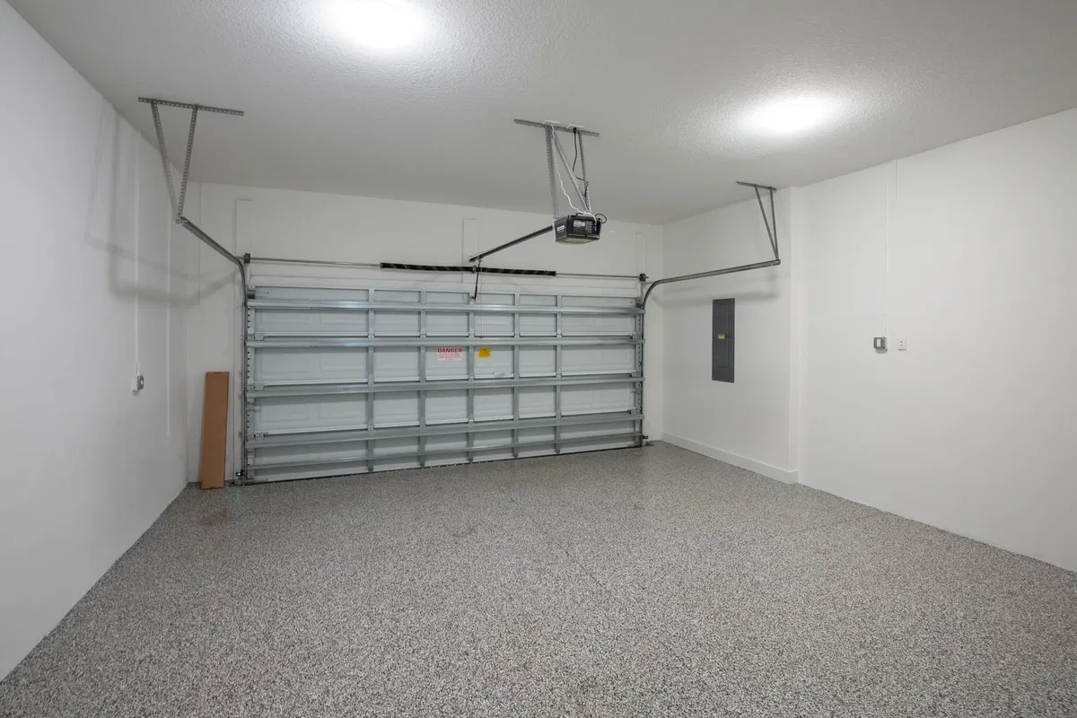 Residence photo 34