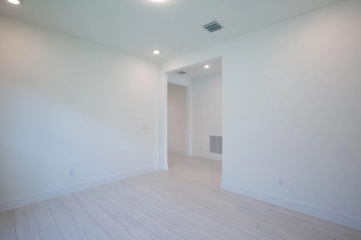 Residence photo 85