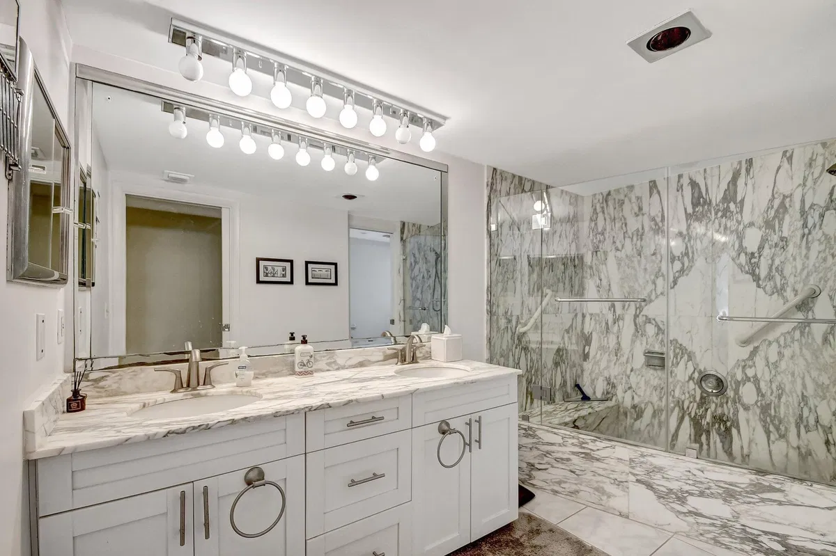 South Palm Beach Unit 116 photo 25
