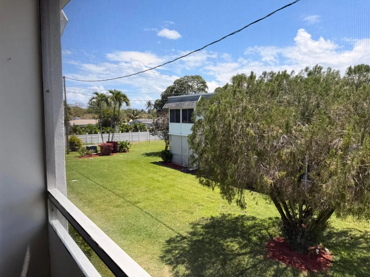  Unit 207 photo 34