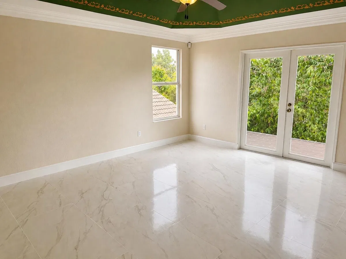 Residence photo 4