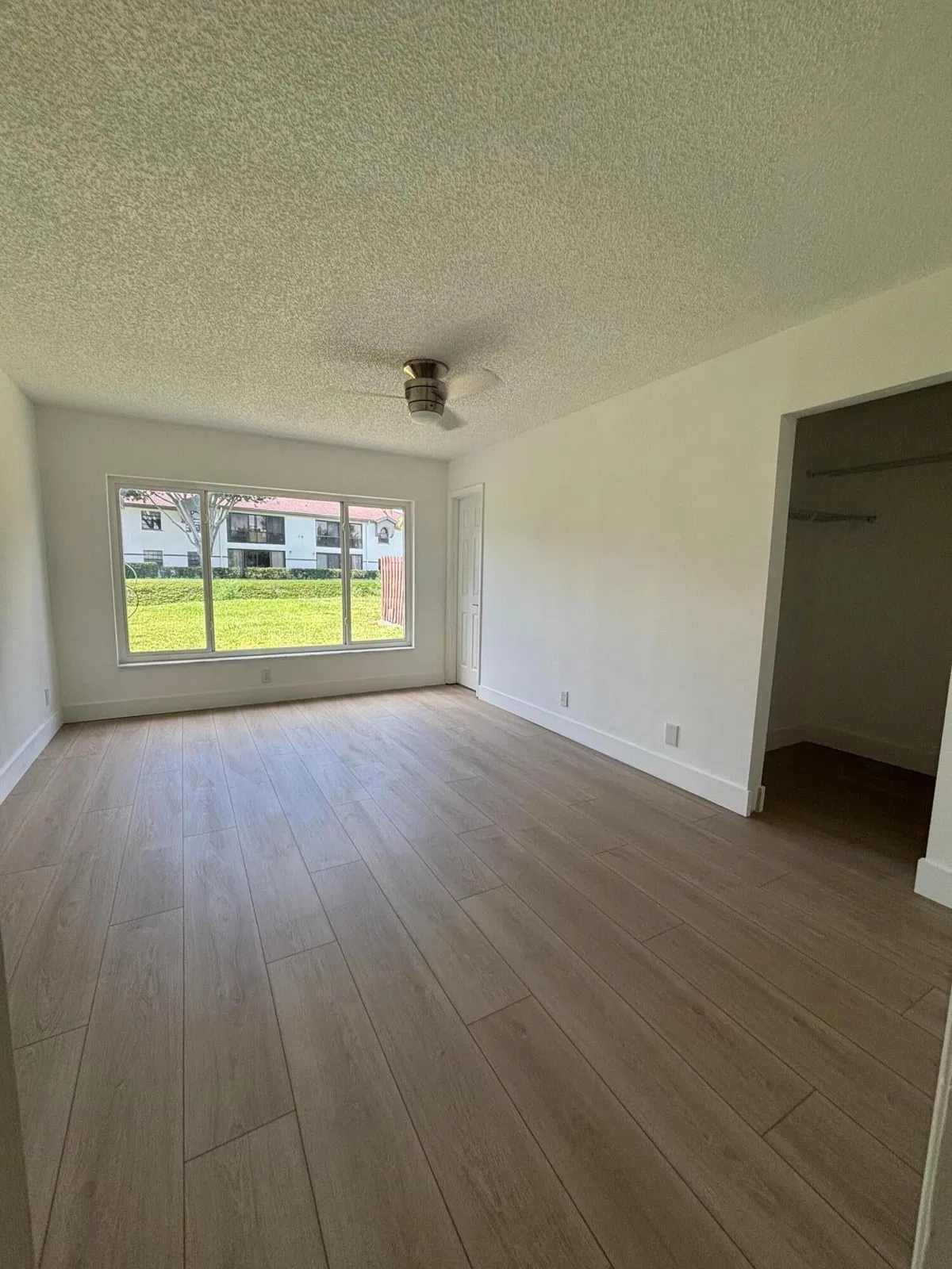 Residence photo 10