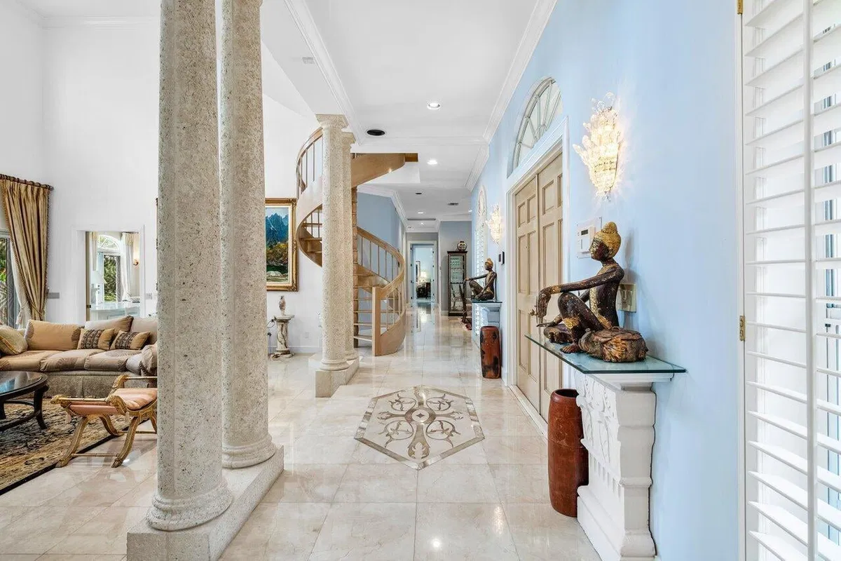  Residence photo 7