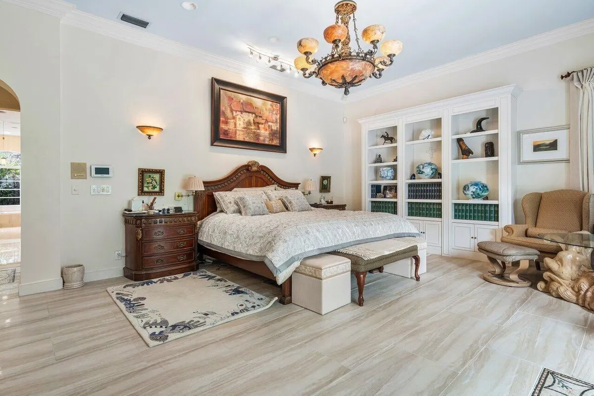  Residence photo 25
