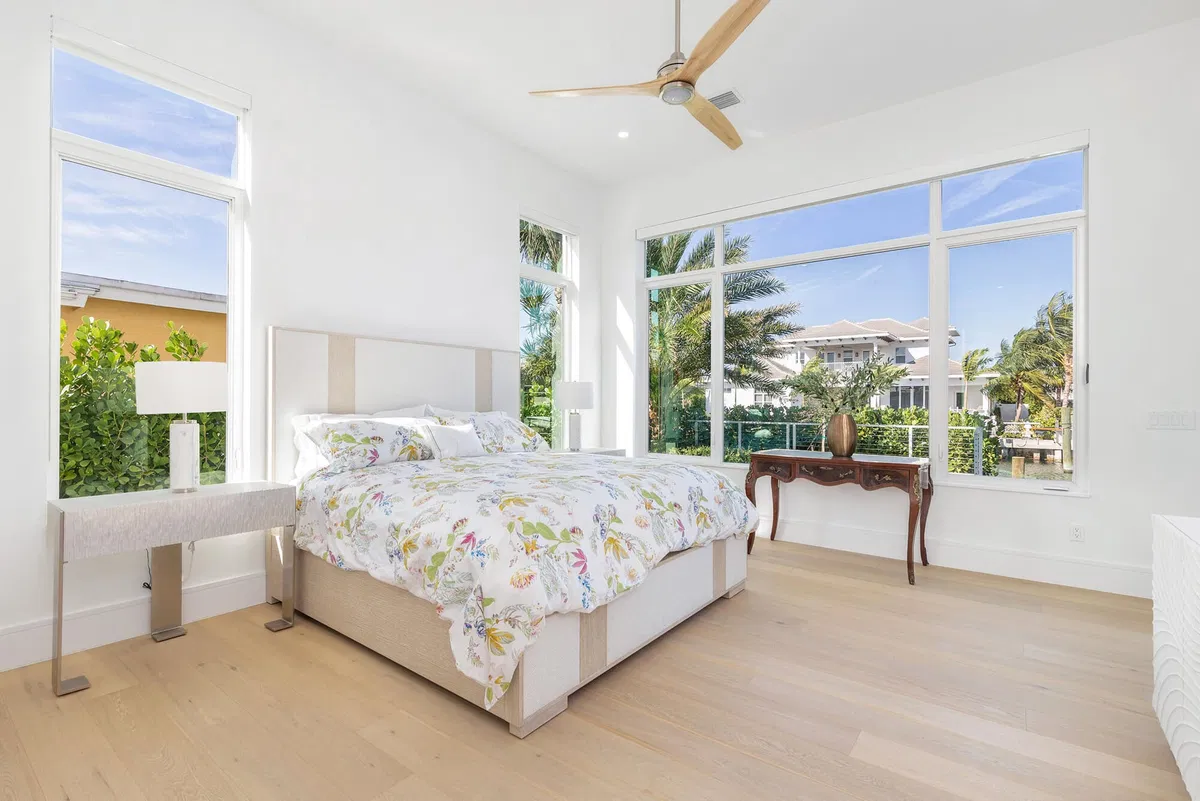 Palm Beach Isles Residence photo 16