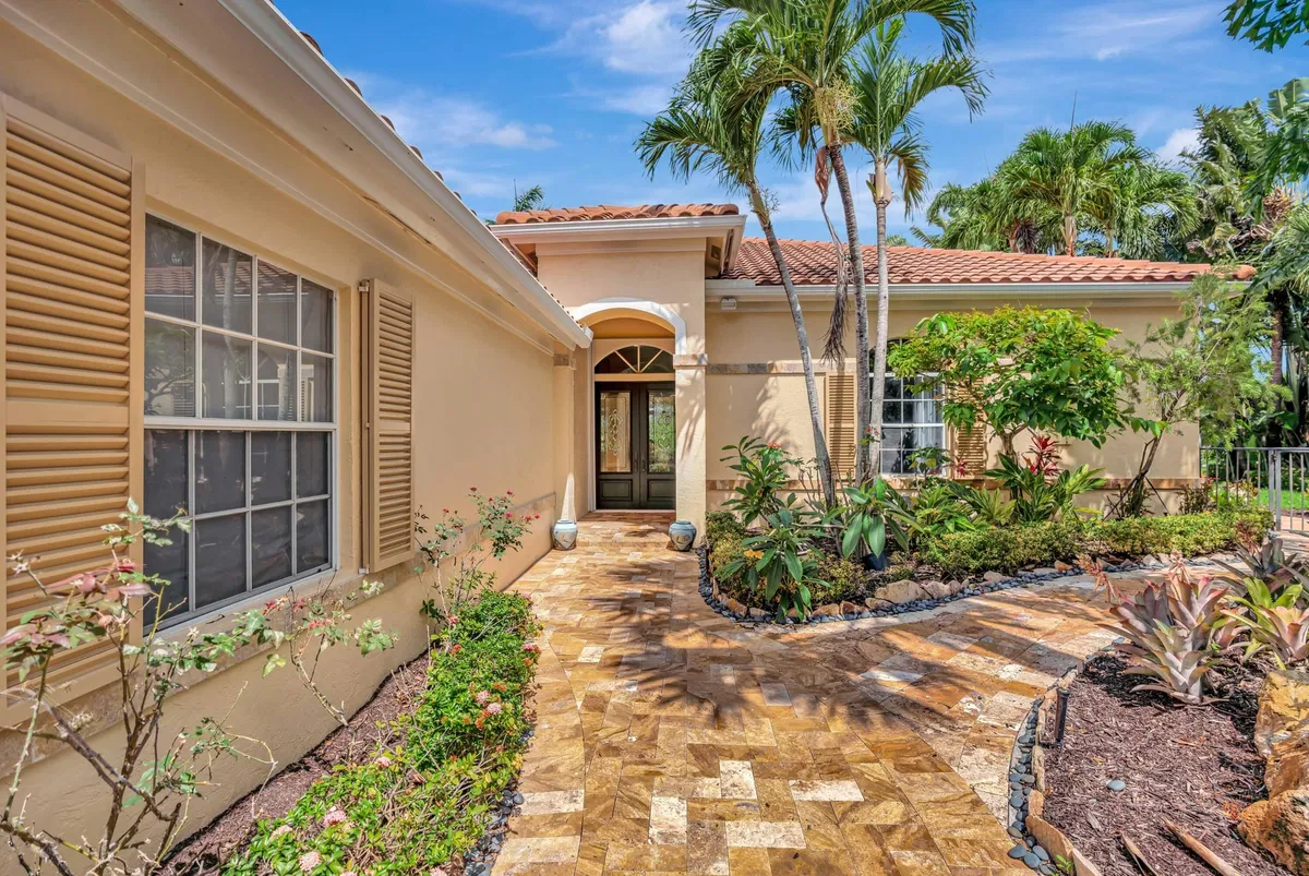 Admirals Cove Residence