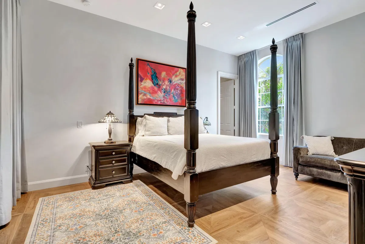 Admirals Cove Residence photo 37