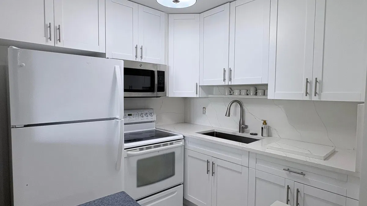 Unit 102 photo 10