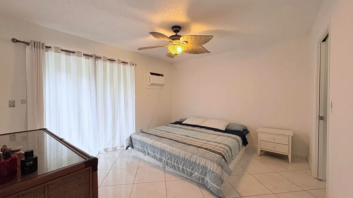 Unit 102 photo 13