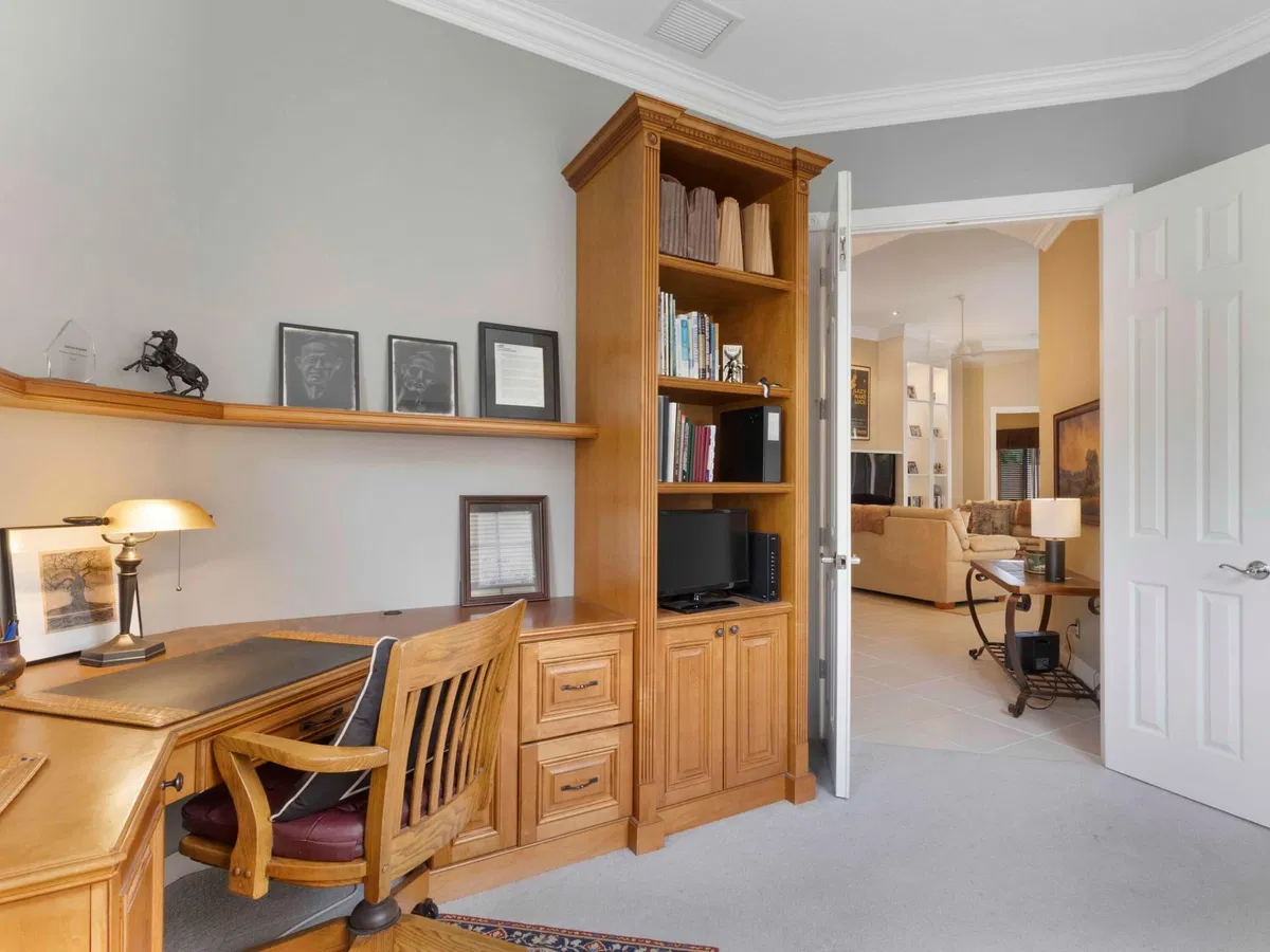  Residence photo 7