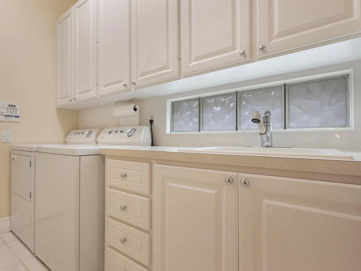  Residence photo 37