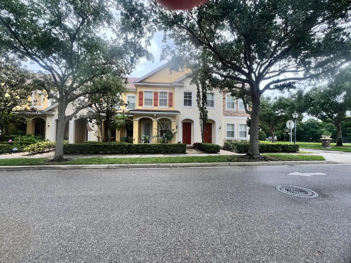 Canterbury Place Residence