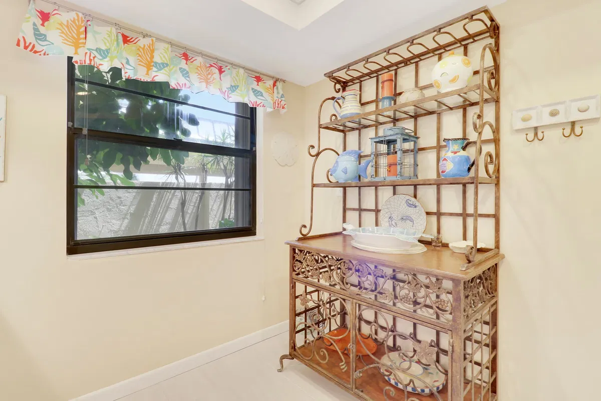  Residence photo 22
