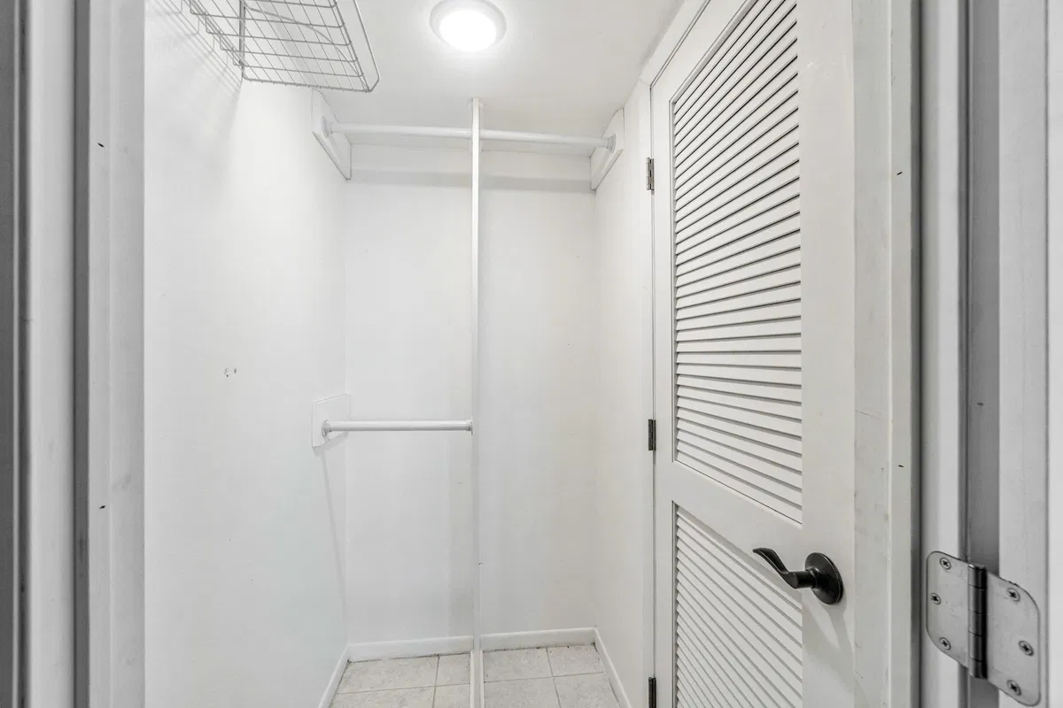  Unit 217 H photo 37