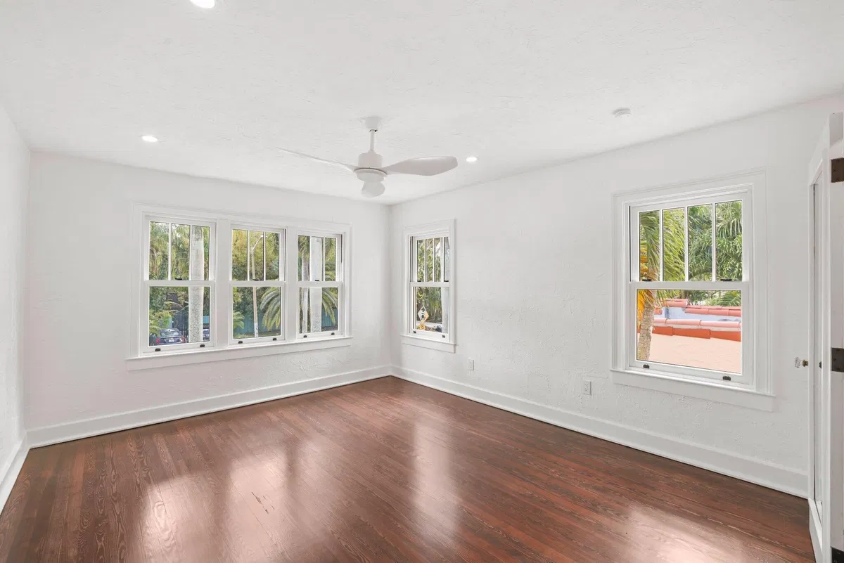 Old Northwood Residence photo 64