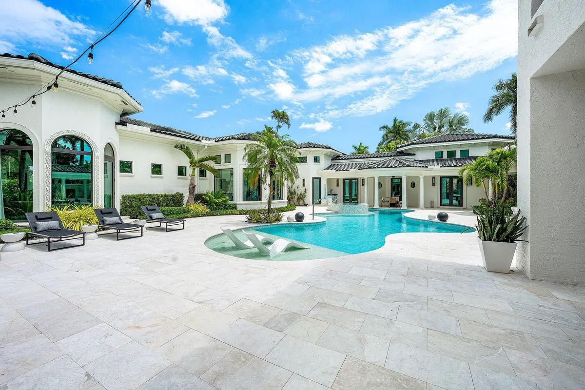 Woodfield Country Club Residence photo 7