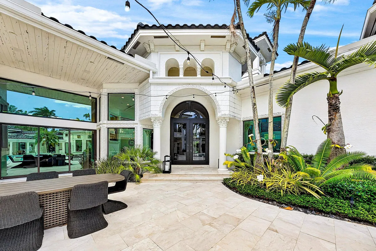 Woodfield Country Club Residence photo 16