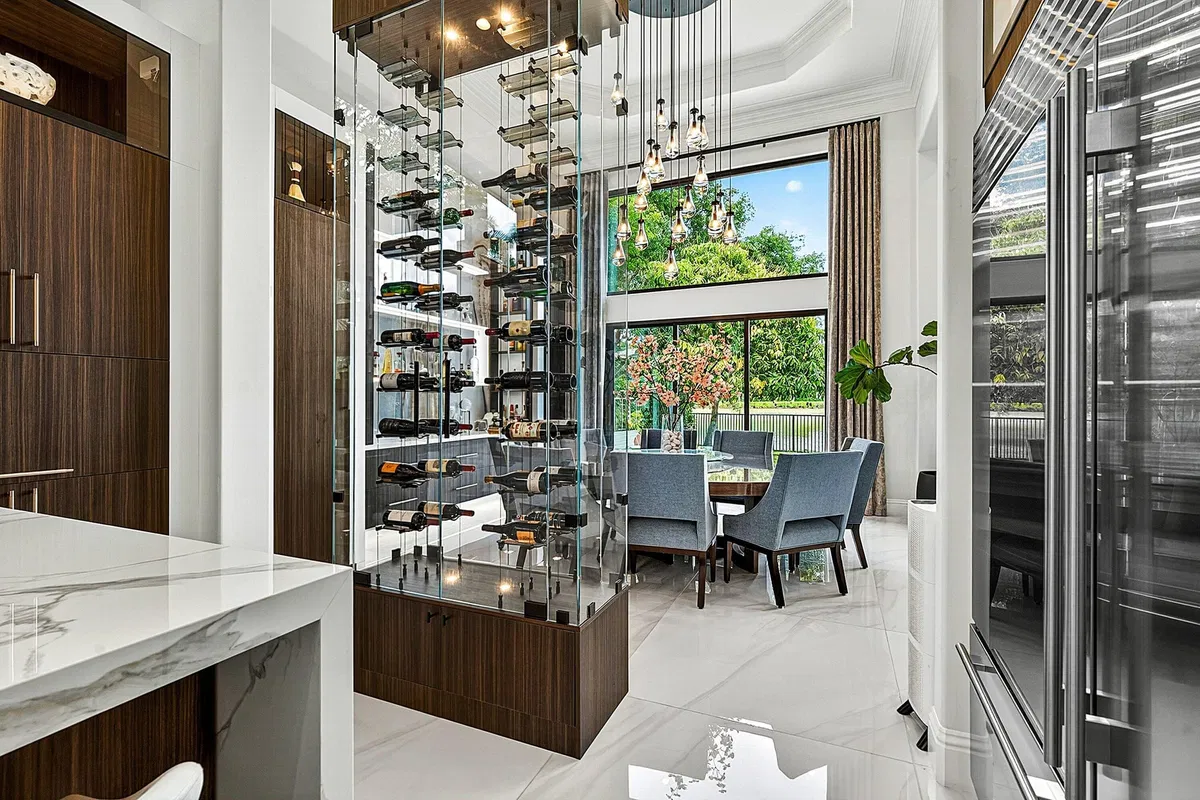 Woodfield Country Club Residence photo 28