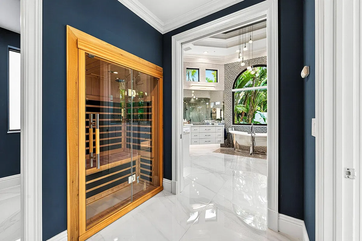 Woodfield Country Club Residence photo 40