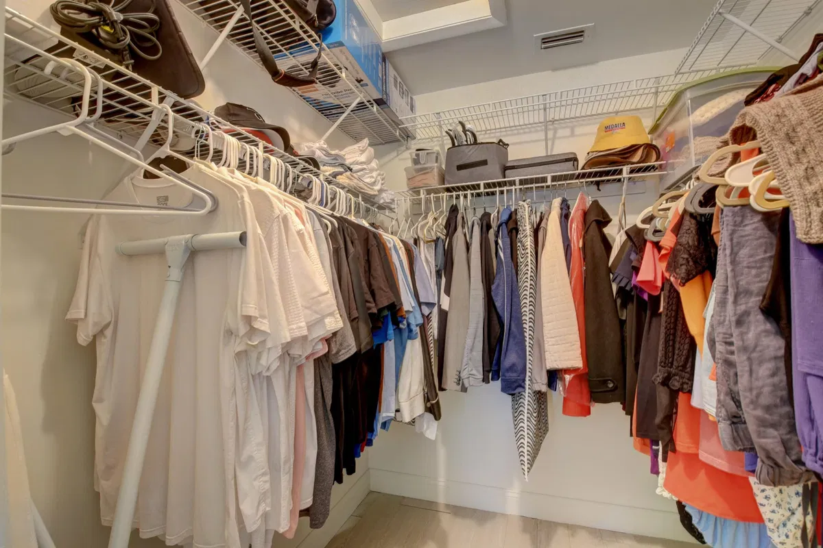  Unit 124 photo 16