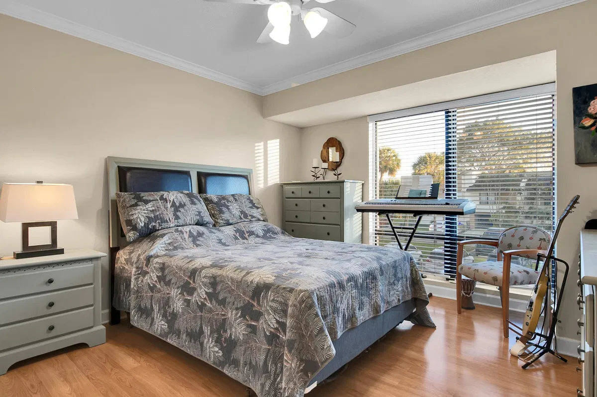 Residence photo 19