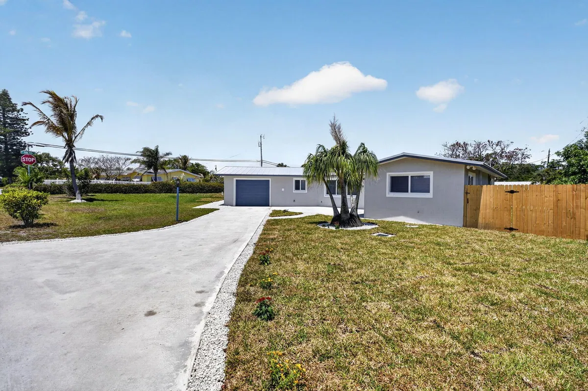 Residence photo 34