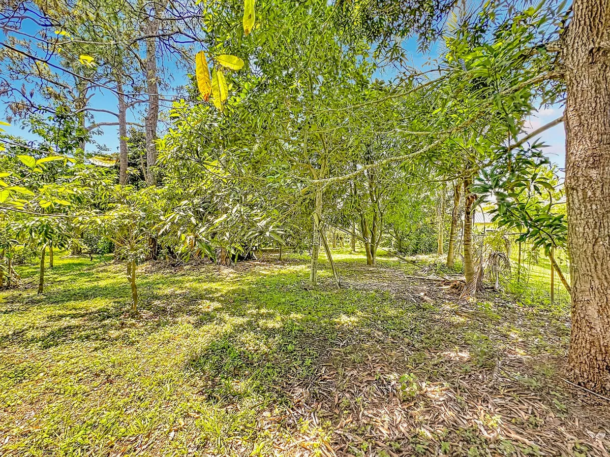 Residence photo 52