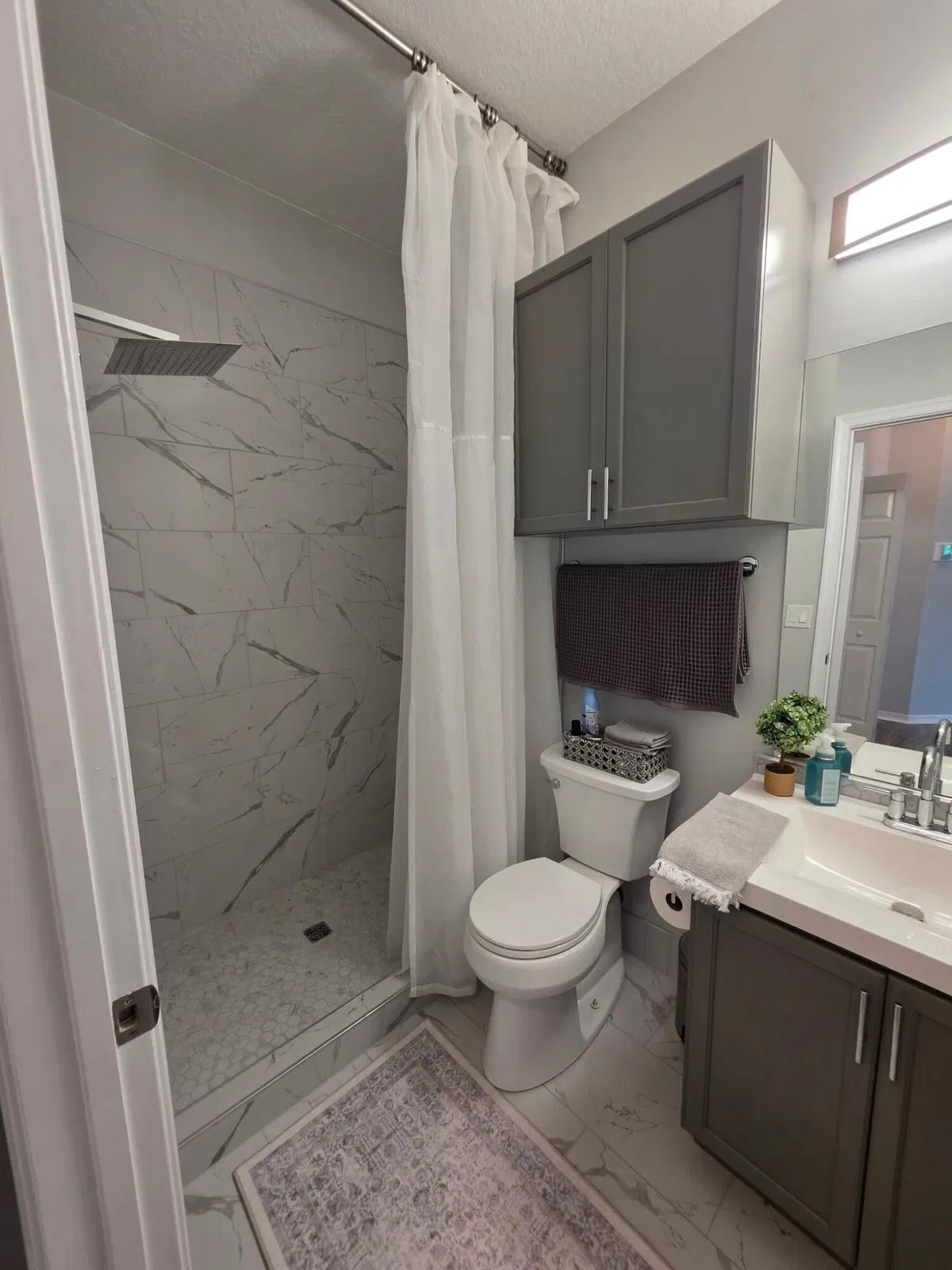 Unit 204 photo 19