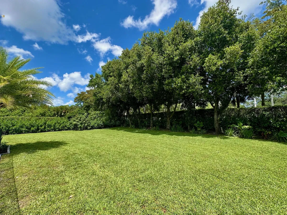 Boca Bath & Tennis Residence photo 58