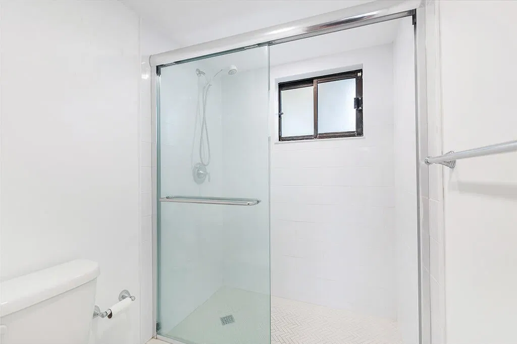  Unit 203 photo 16