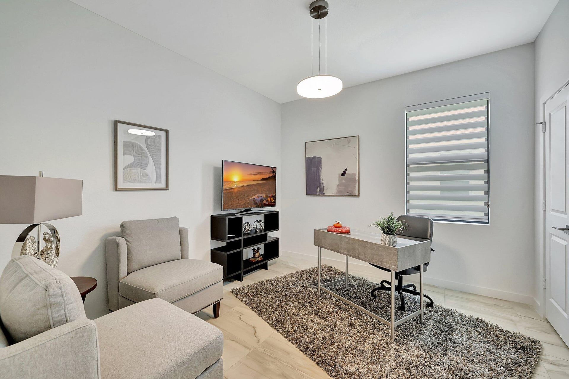 Residence photo 4