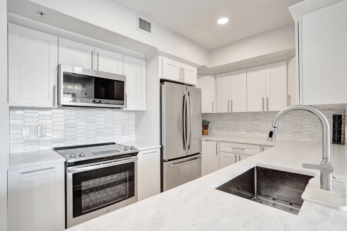 Boynton Beach Club Unit 406 photo 10