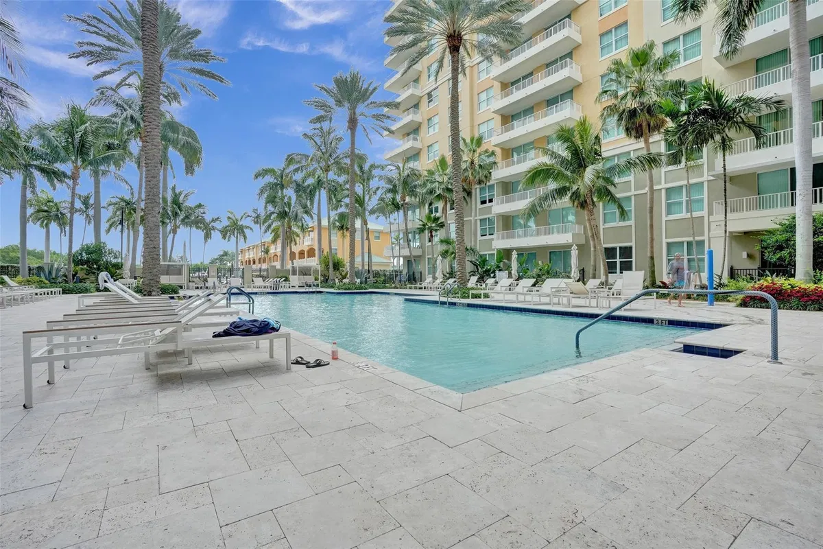 Boynton Beach Club Unit 406 photo 46