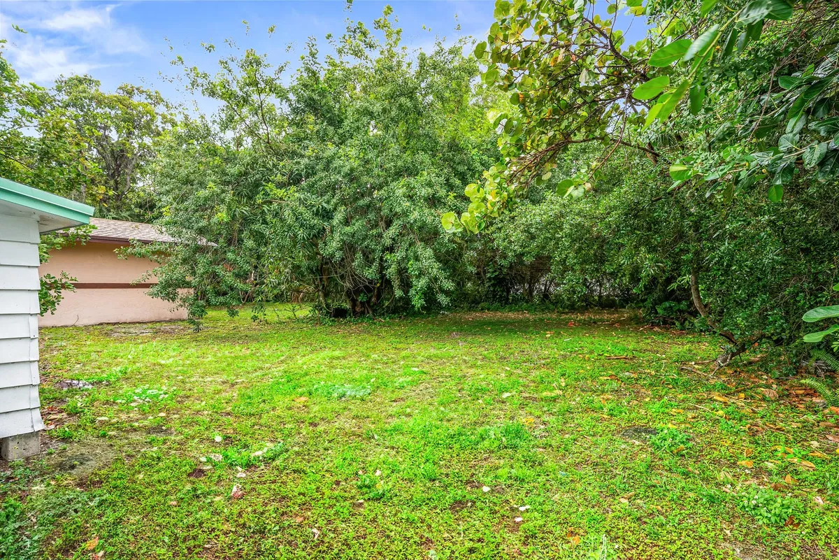  Residence photo 7