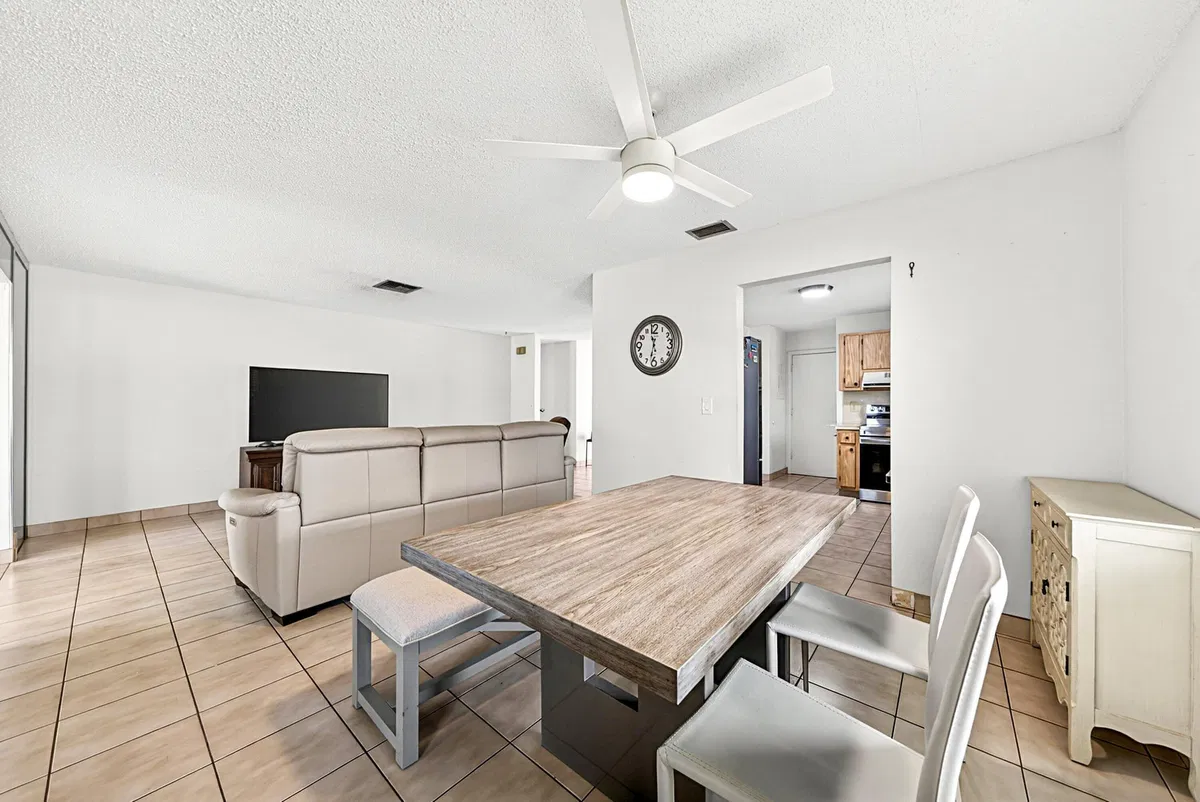 Residence photo 7