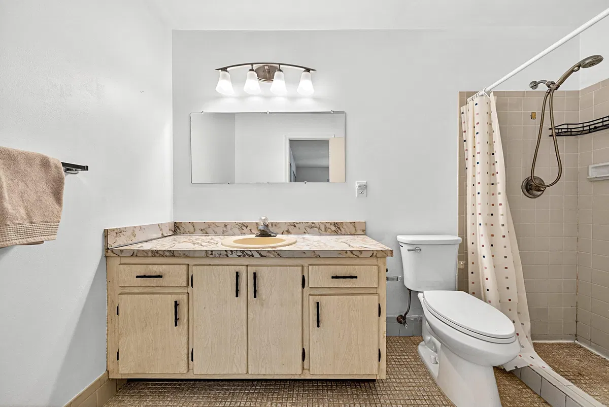Residence photo 22