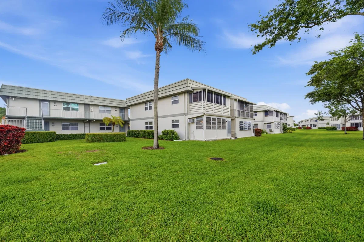  Residence photo 25