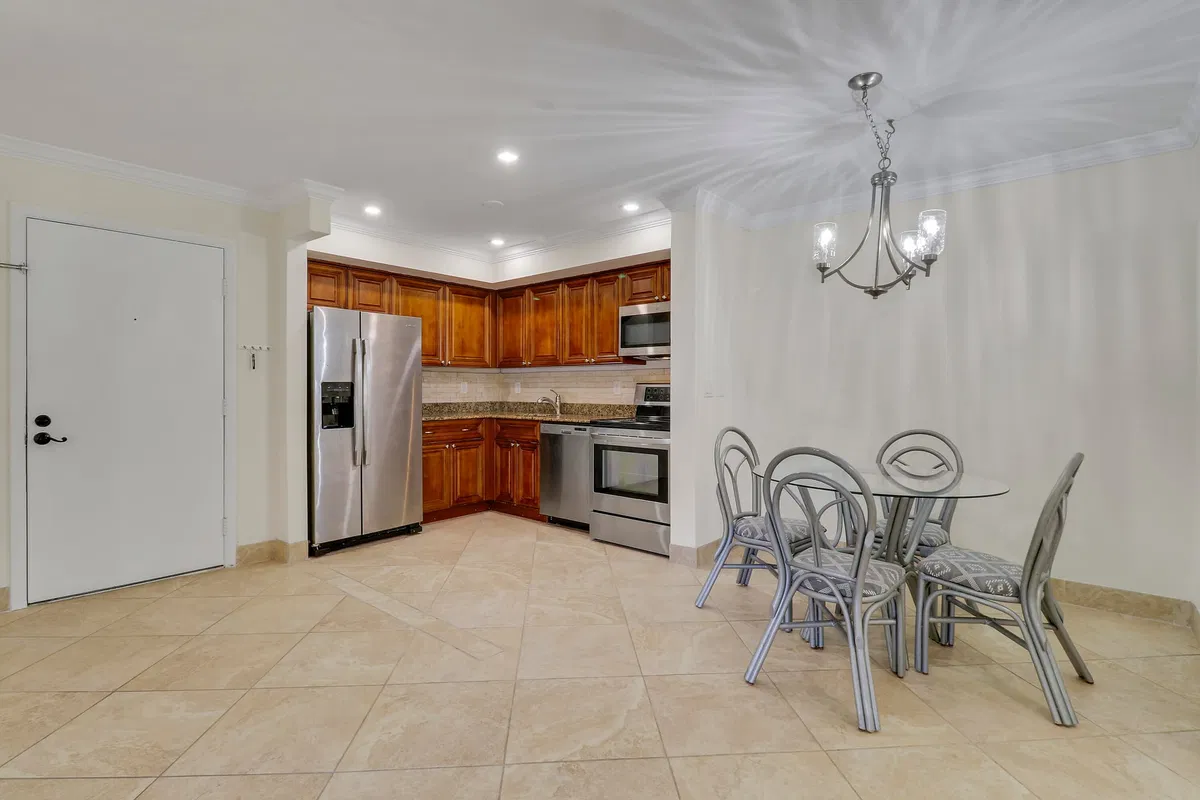 PGA National Palm Beach Gardens Unit 104 photo 13