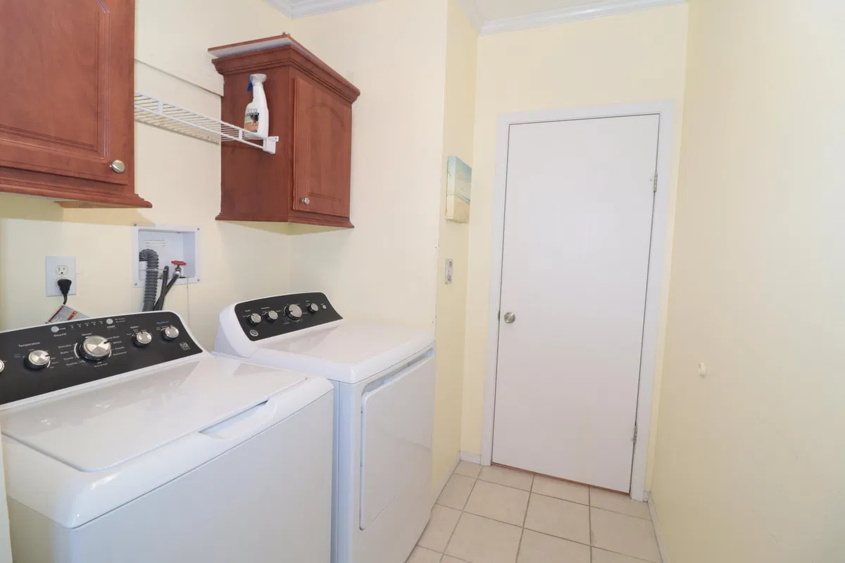 Residence photo 25