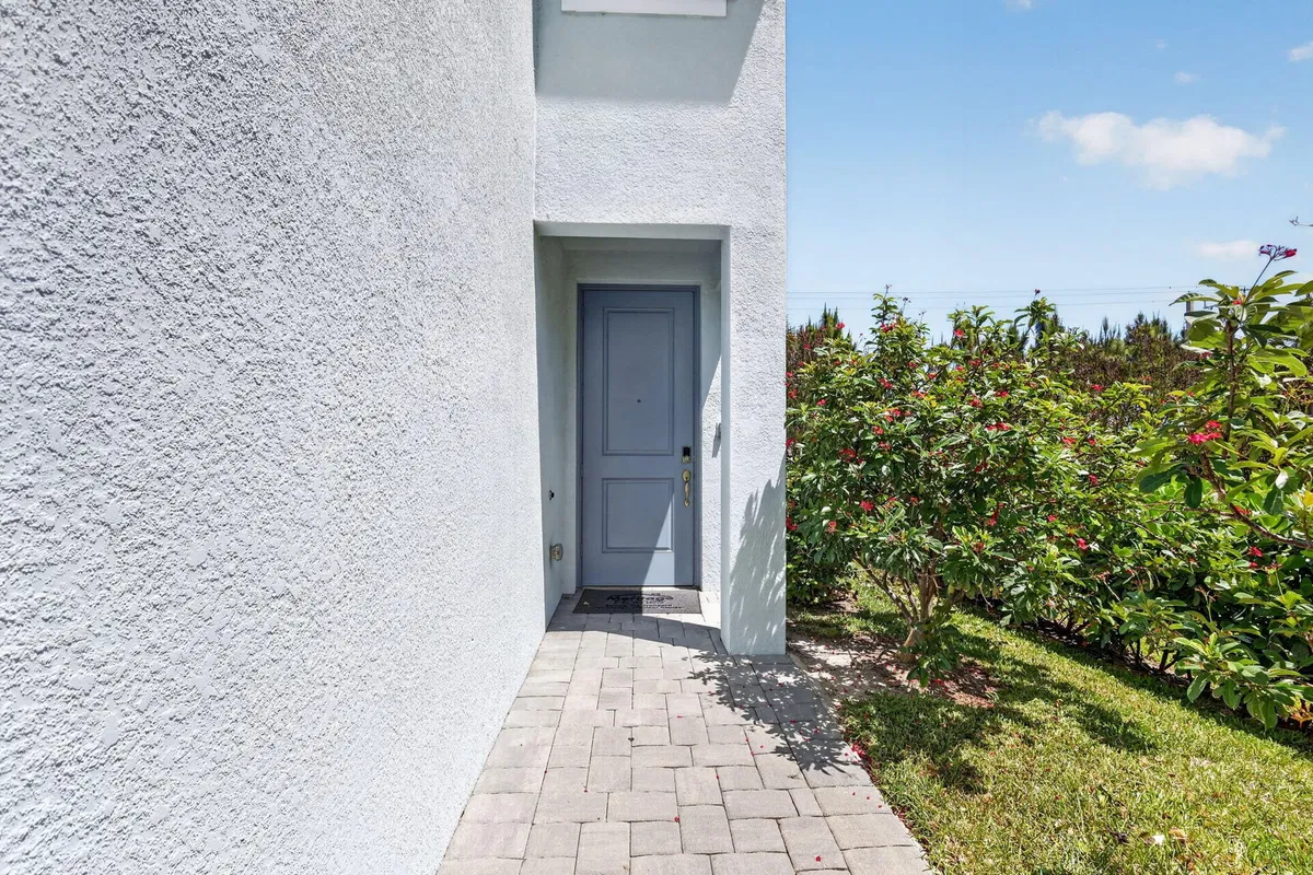  Residence photo 37