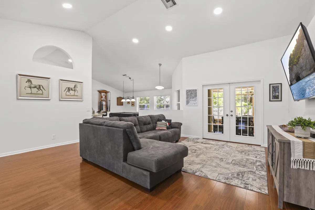 Residence photo 7