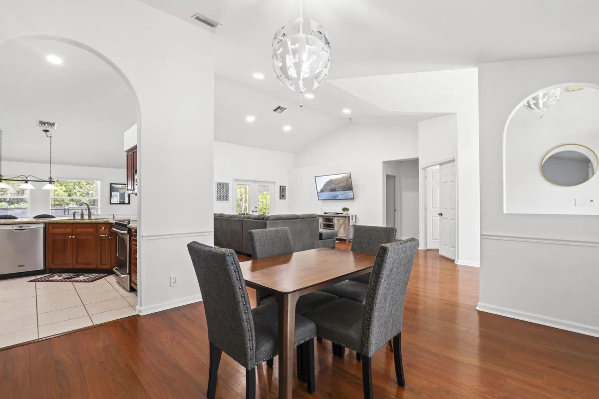 Residence photo 10