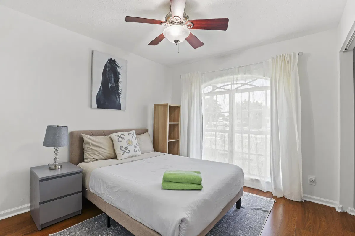 Residence photo 16