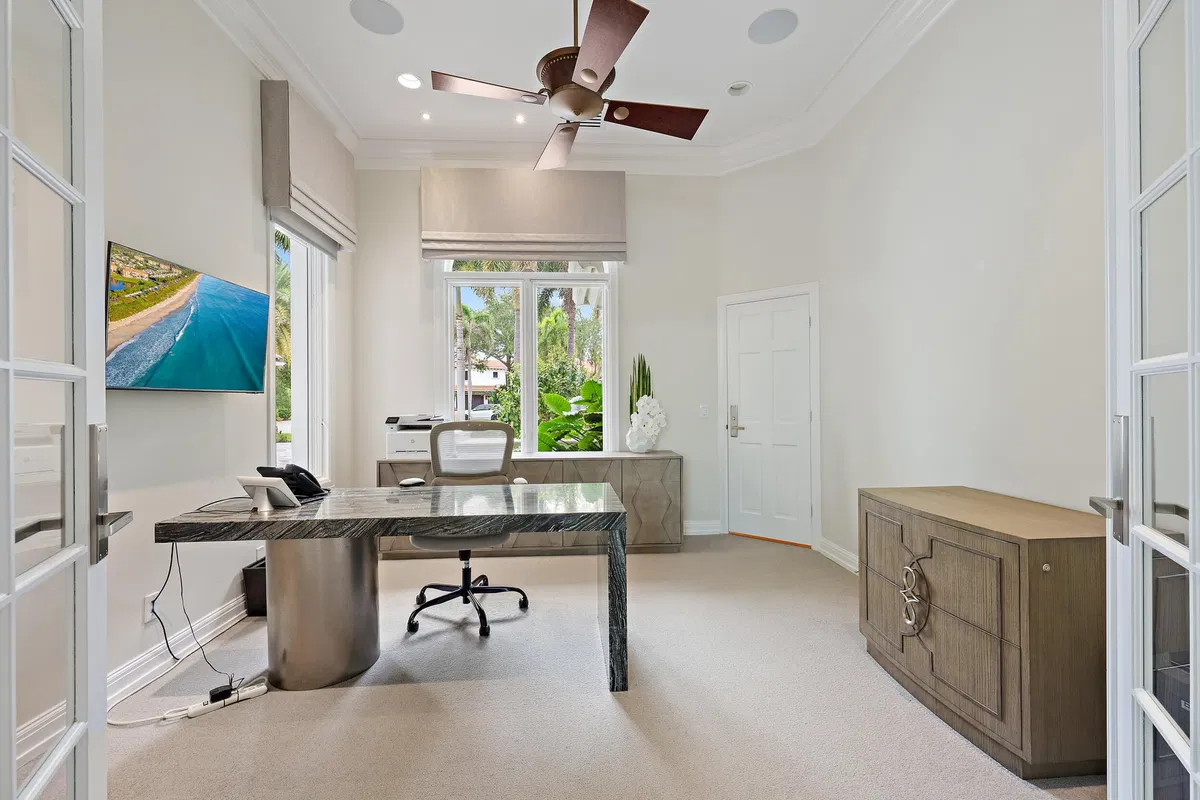 Admirals Cove Residence photo 19