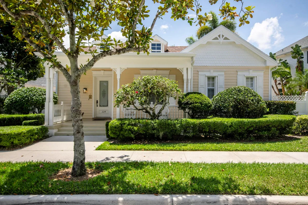New Haven at Abacoa Residence