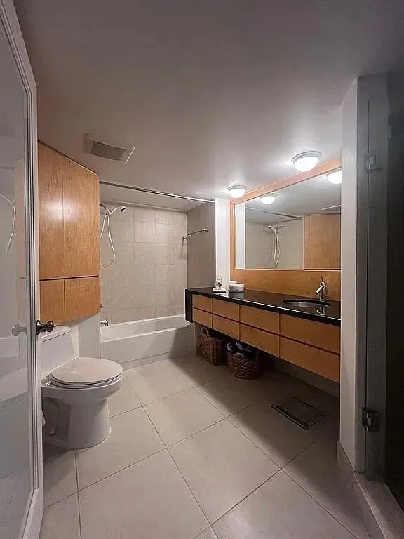 Unit 105 photo 25
