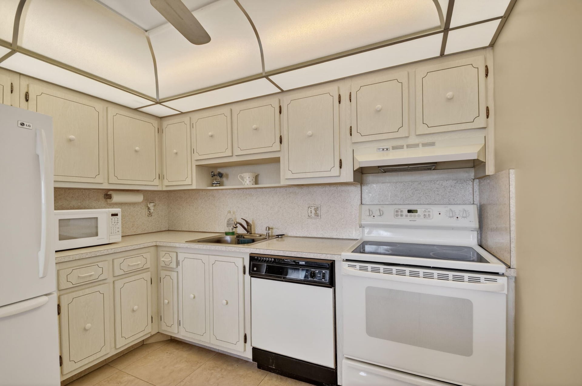 Residence photo 7