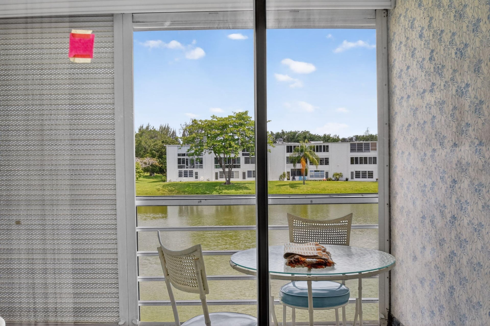 Residence photo 16